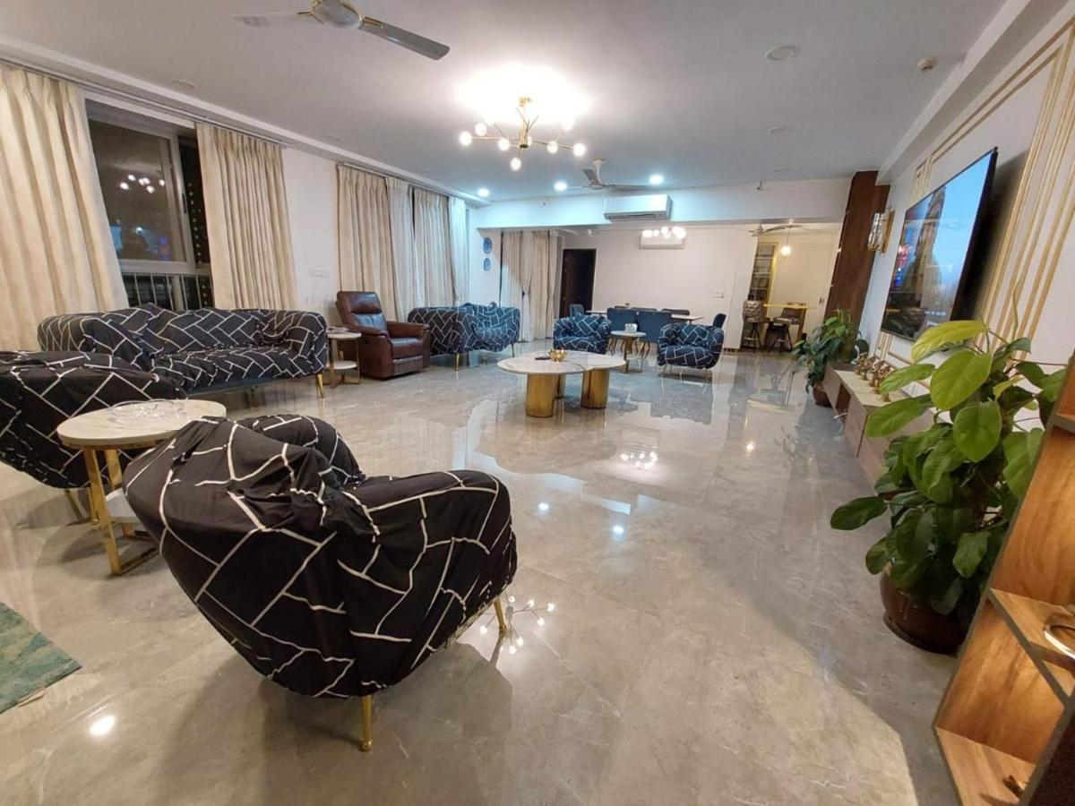Royal Nest Premium Hotell Pune Exteriör bild