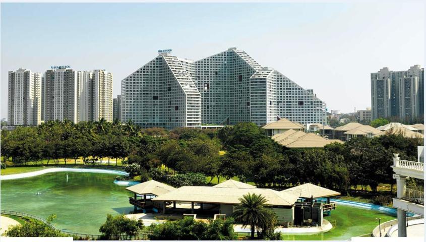 Royal Nest Premium Hotell Pune Exteriör bild