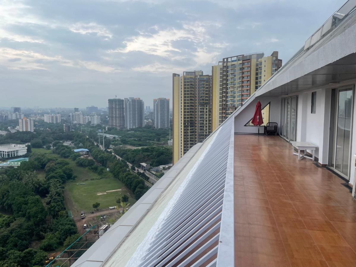 Royal Nest Premium Hotell Pune Exteriör bild