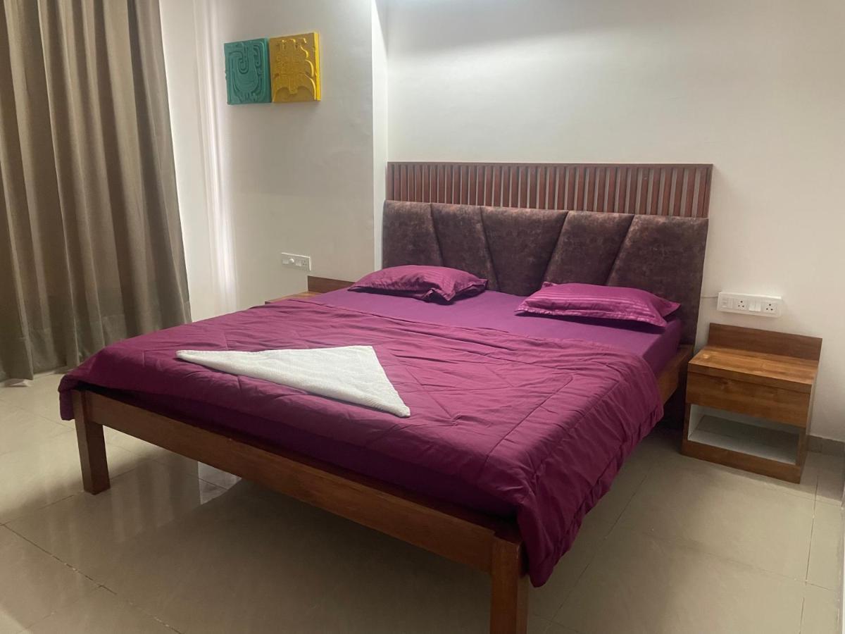 Royal Nest Premium Hotell Pune Exteriör bild