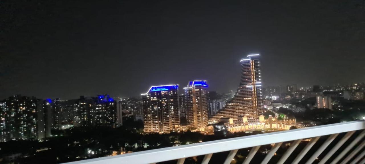 Royal Nest Premium Hotell Pune Exteriör bild