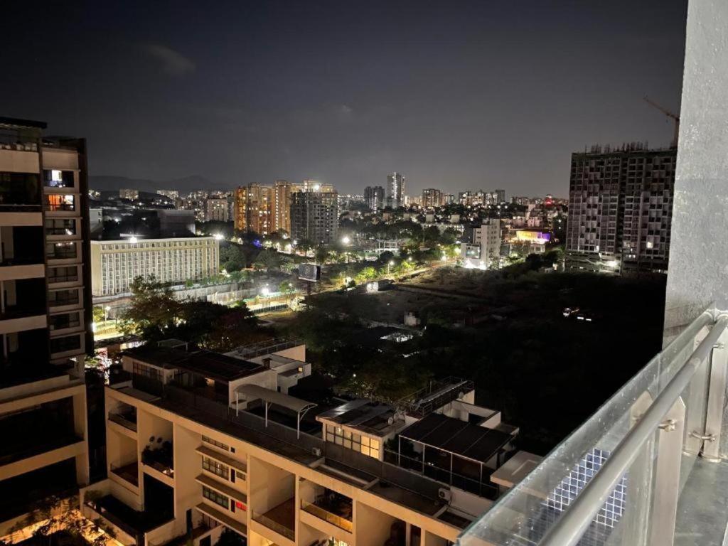 Royal Nest Premium Hotell Pune Exteriör bild